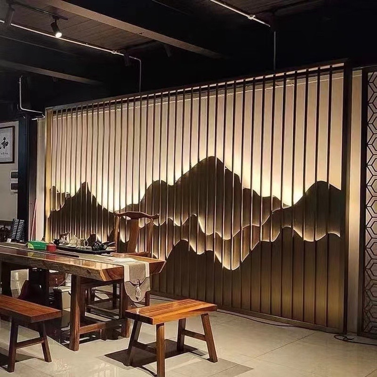 佛山市兰铭装饰材料 以匠心与创新，重新定义门窗装饰新美学